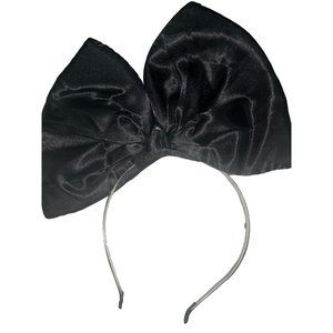 NWOT Oversized Bow Headband